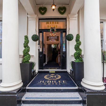 Jubilee Hotel Victoria London Exterior photo