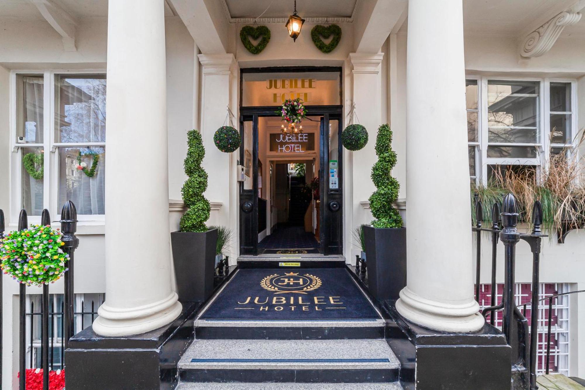 Jubilee Hotel Victoria London Exterior photo