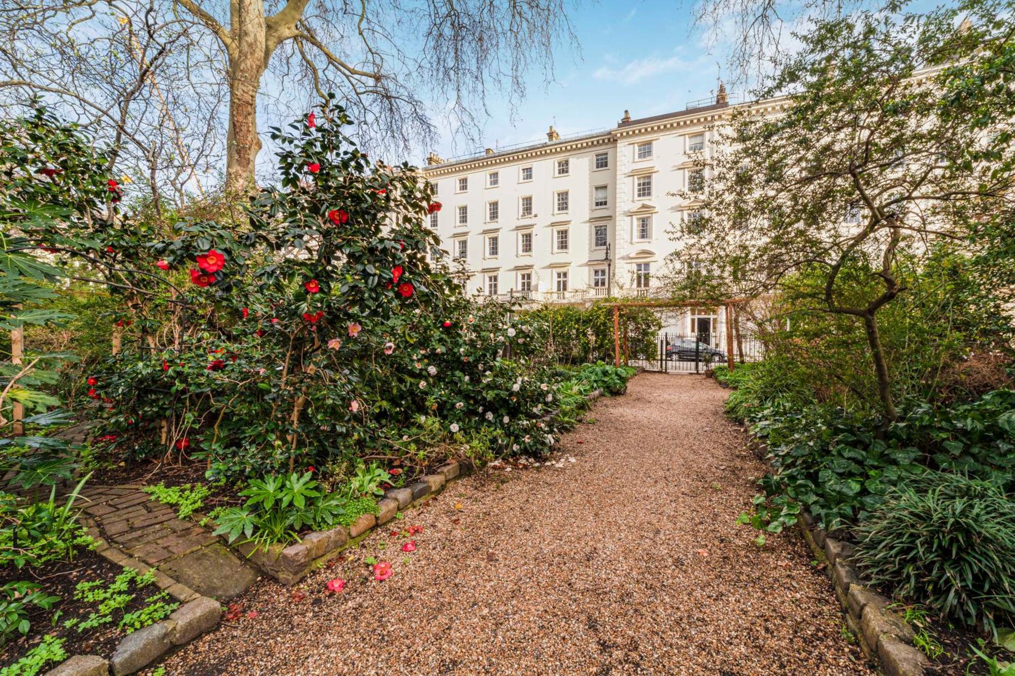 Jubilee Hotel Victoria London Exterior photo