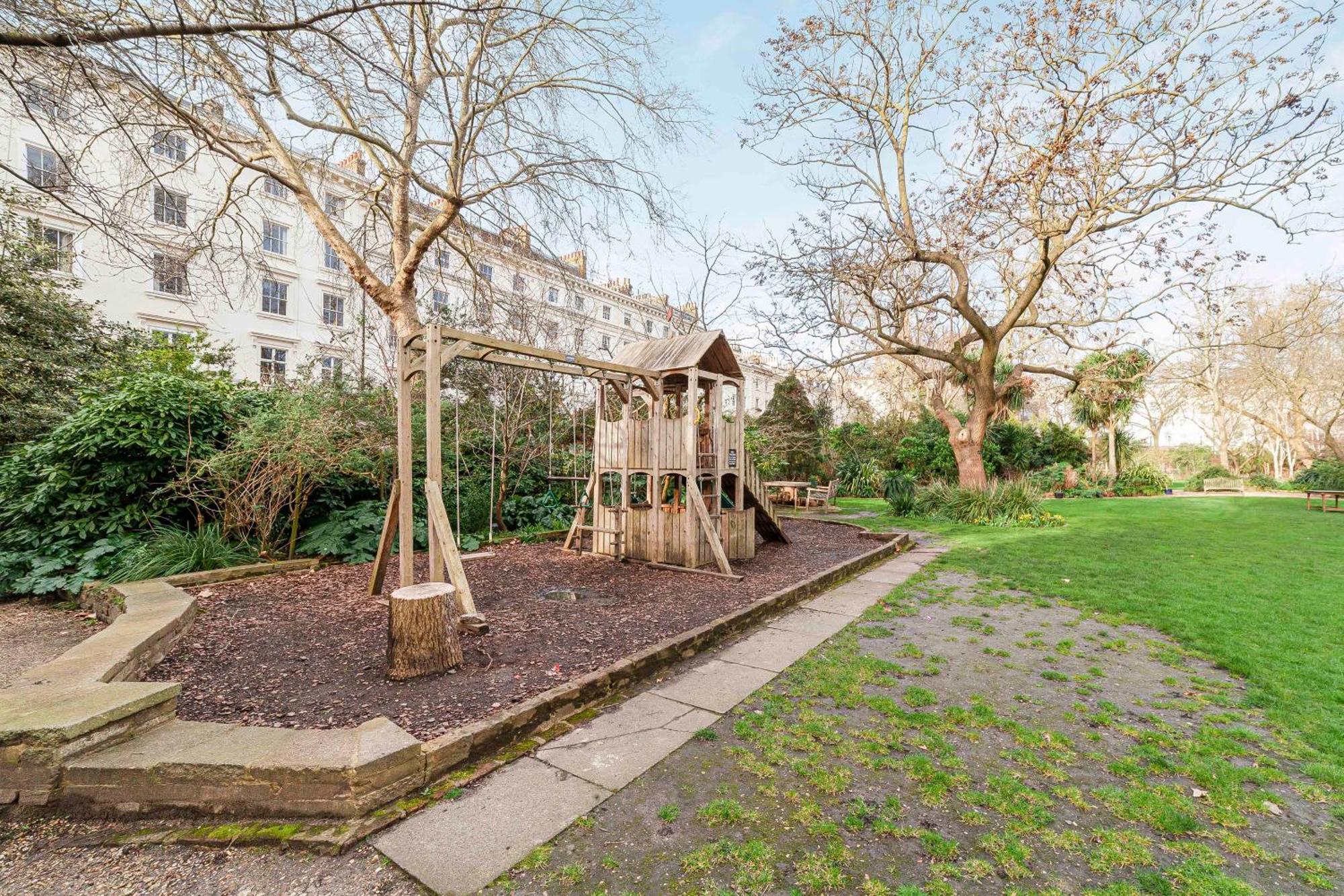 Jubilee Hotel Victoria London Exterior photo